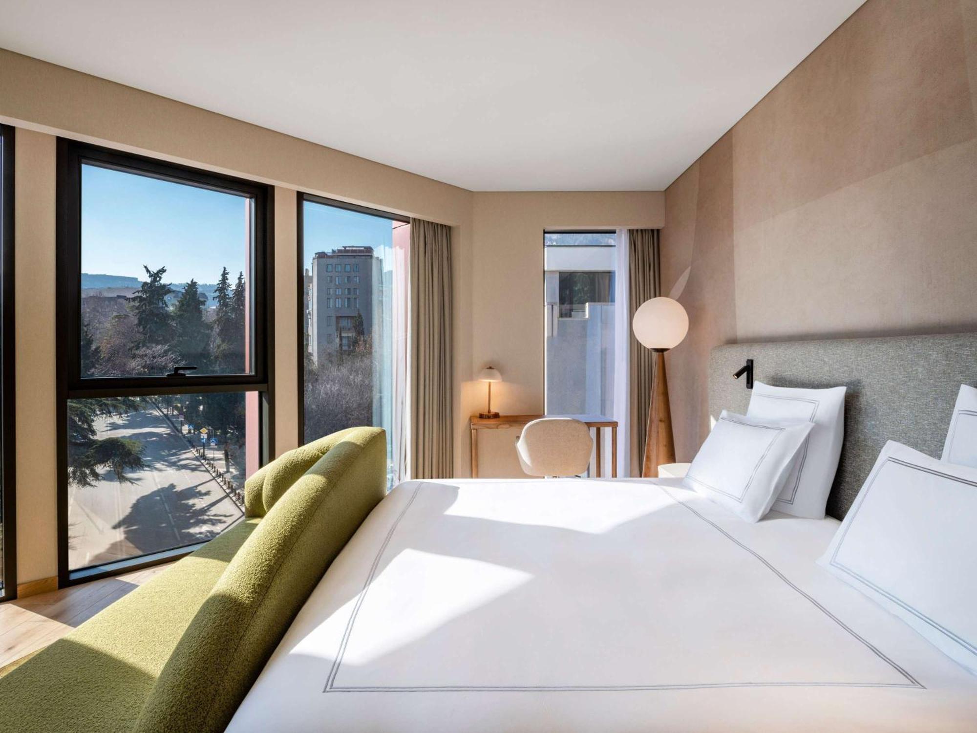 Отель Swissotel Тбилиси