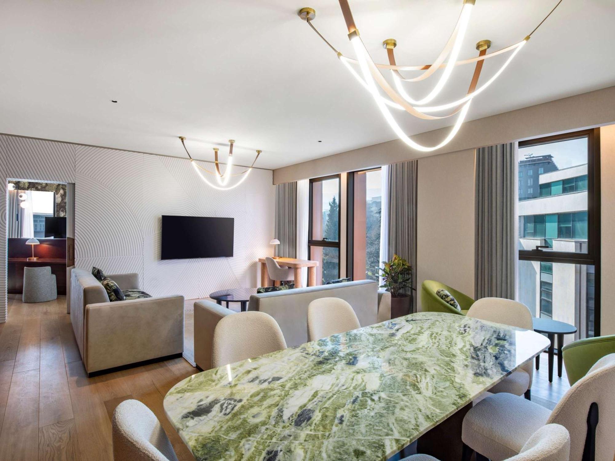 Swissotel Отель Тбилиси