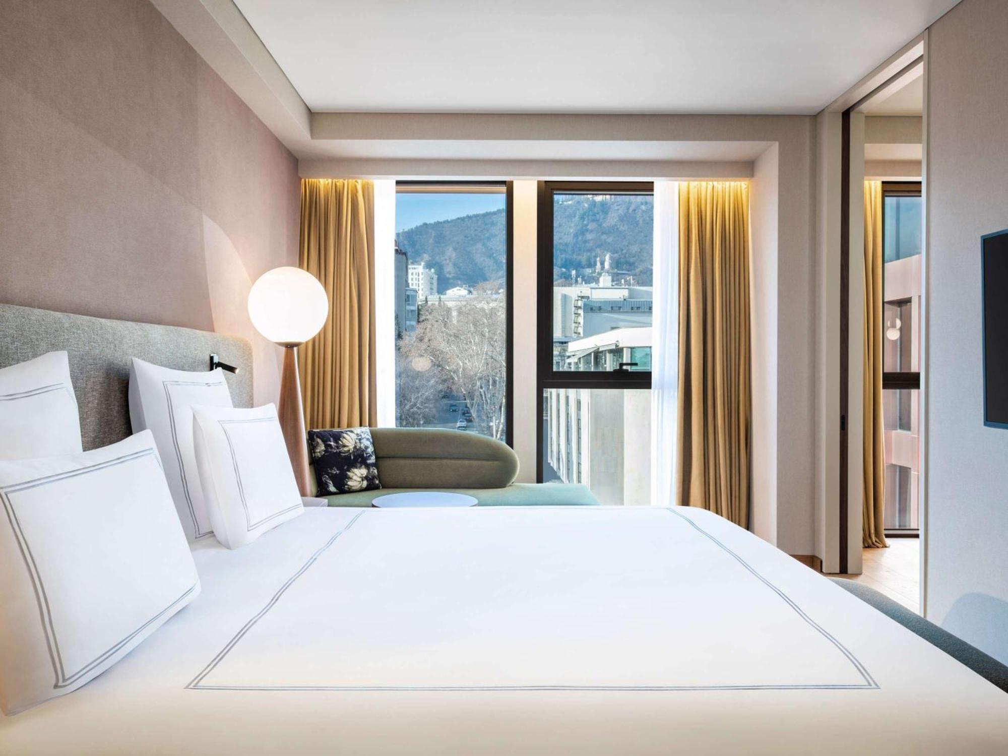 Swissotel 5*