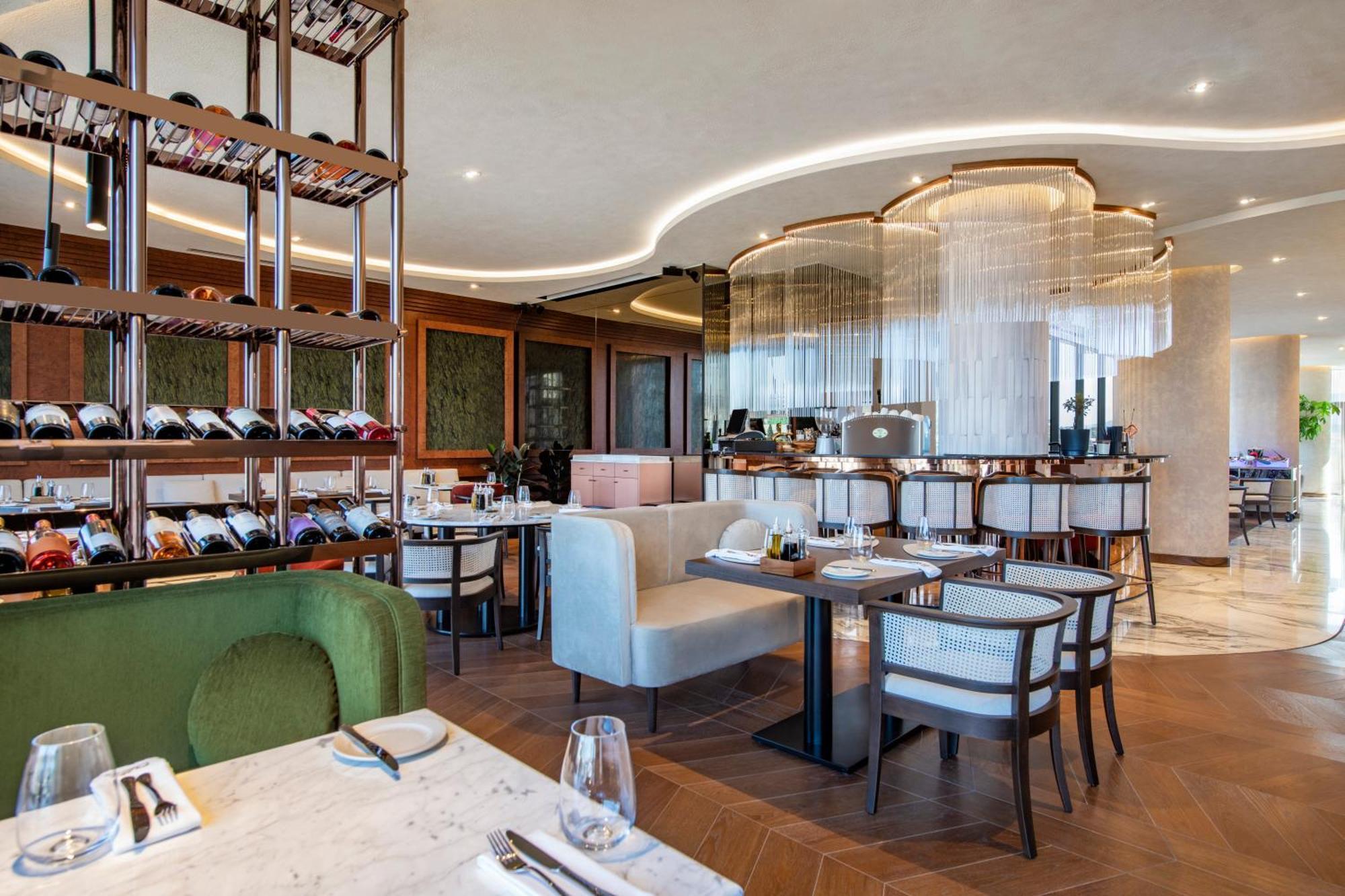Swissotel 5*