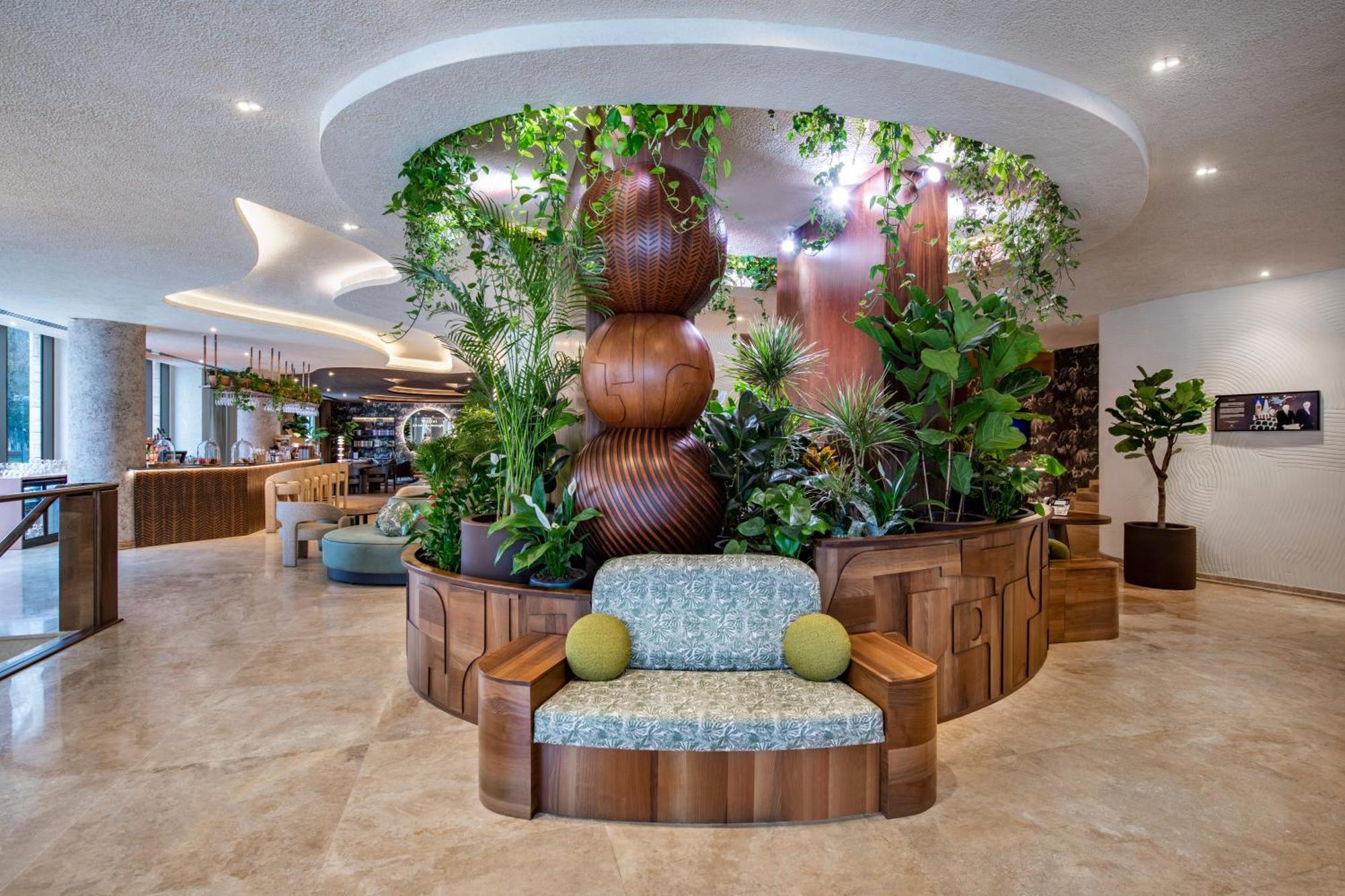 Swissotel Отель
