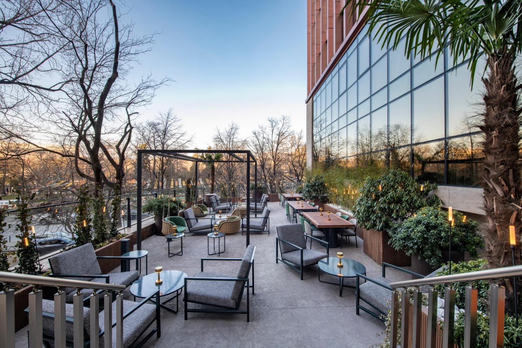 Отель Swissotel 5*