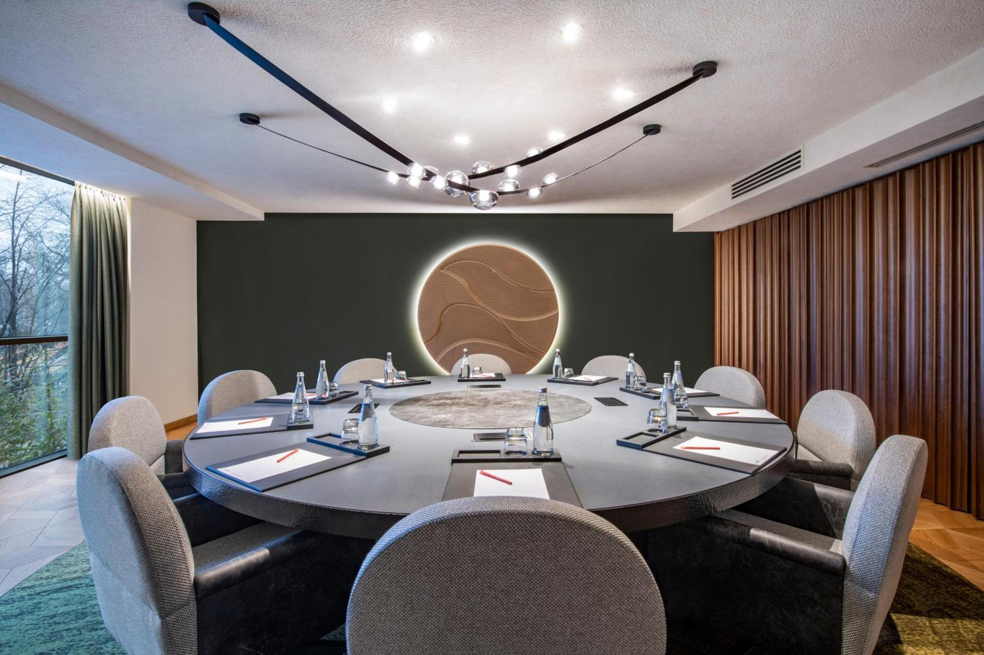 Swissotel 5*
