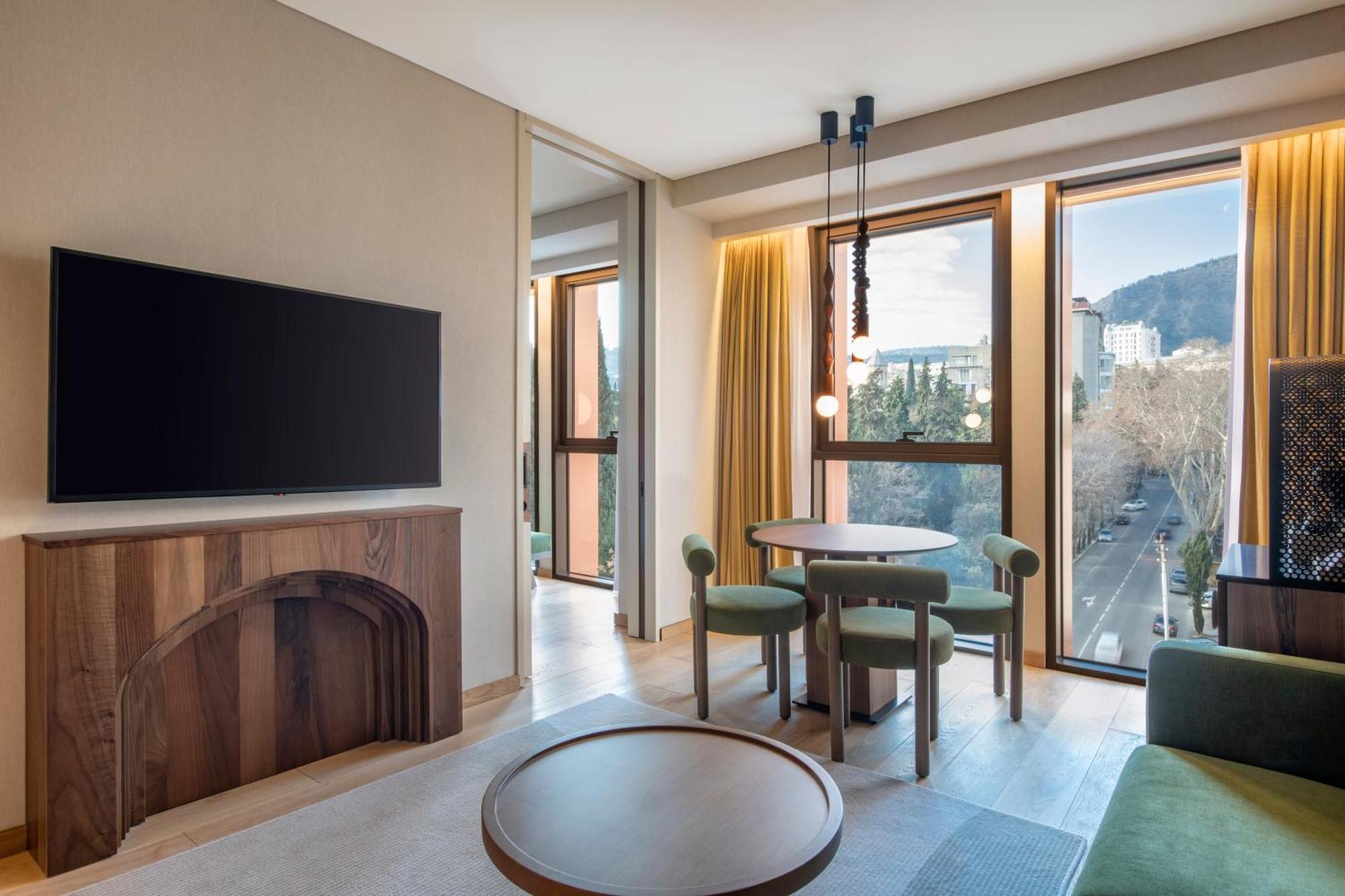 Отель Swissotel 5*