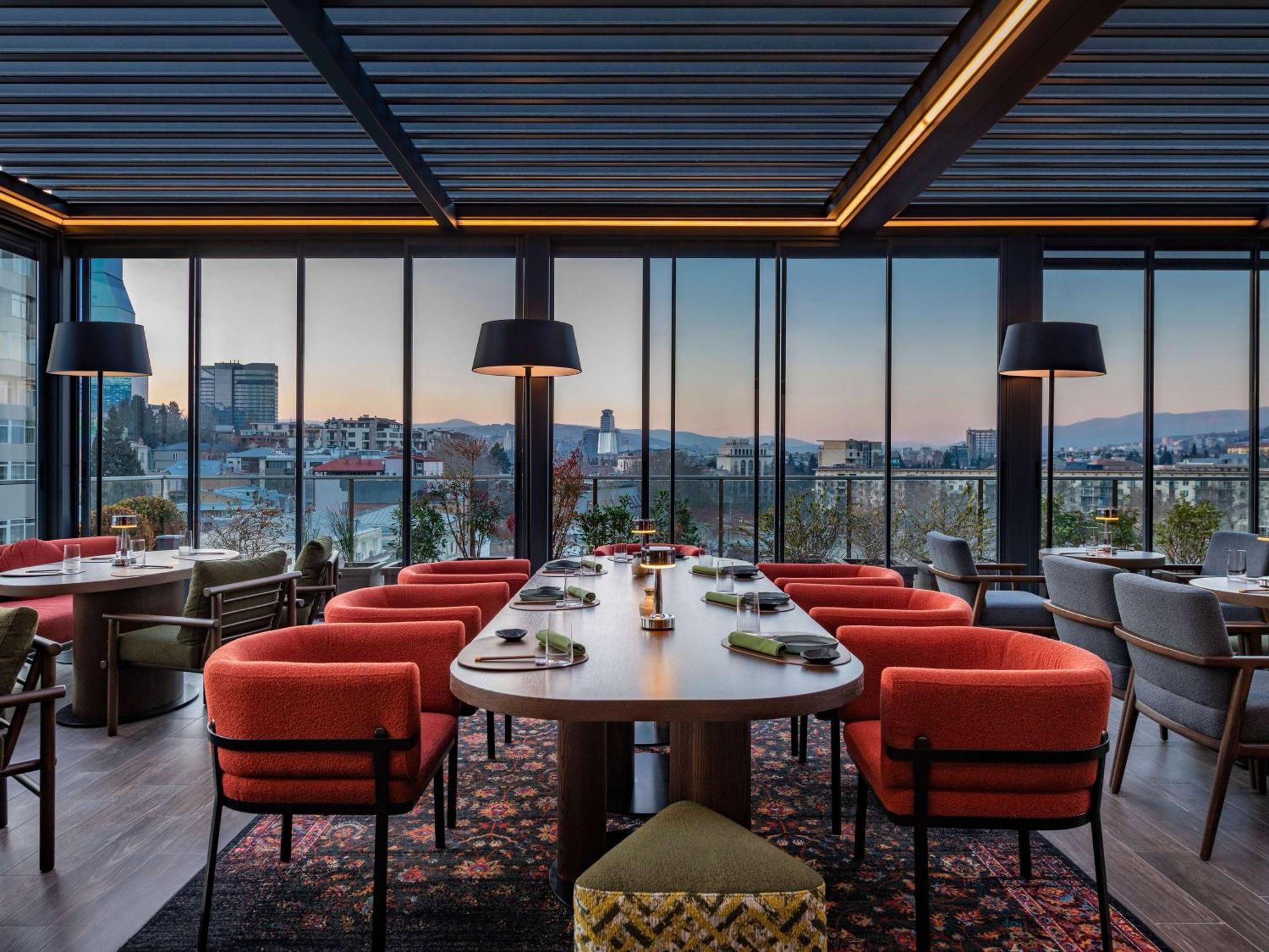 Отель Swissotel